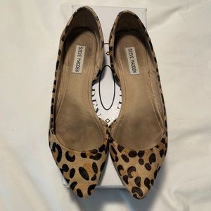 Steve Madden Leopard Flats - Size 10